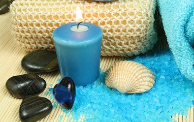 ֣���ж���ɫ��ʯ�Ʒ�